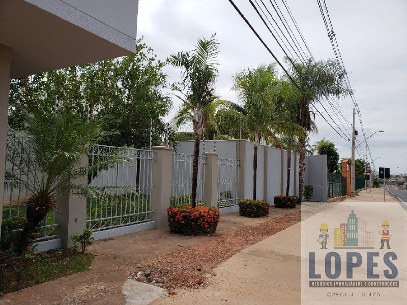 Excelente Sobrado em Condomínio Flores do Cerrado  Lopes Negócios